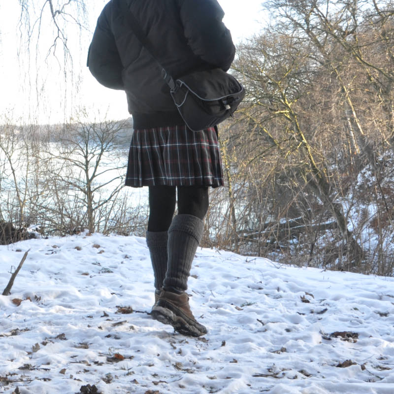 Kilt, Strumpfhose und Stulpen